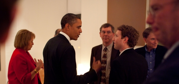 US-Präsident Barack Obama im Gespräch mit Facebook-Chef Mark Zuckerberg, dts Nachrichtenagentur