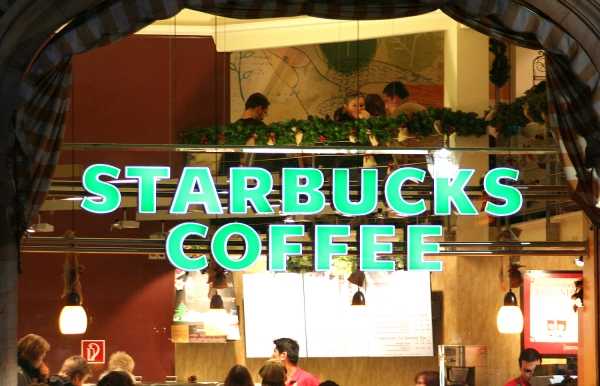Starbucks-Filiale, re-ality, Lizenz: dts-news.de/cc-by