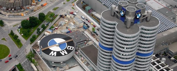 BMW-Zentrale in München, BMW,  Text: dts Nachrichtenagentur