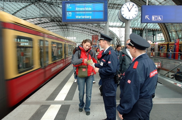 Sicherheitspersonal der Deutschen Bahn, DB AG/Hartmut Reiche,  Text: dts Nachrichtenagentur