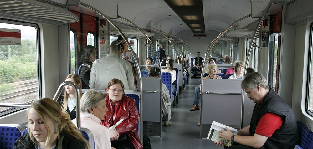Passagiere in einem Zug der Deutschen Bahn, DB AG/ Horst Rudel, über dts Nachrichtenagentur