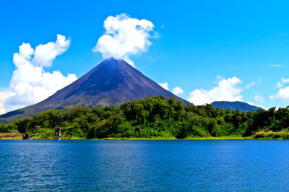 Arenal Vulkan in Costa Rica (Foto: Colin Young | iStockphoto | Thinkstock)