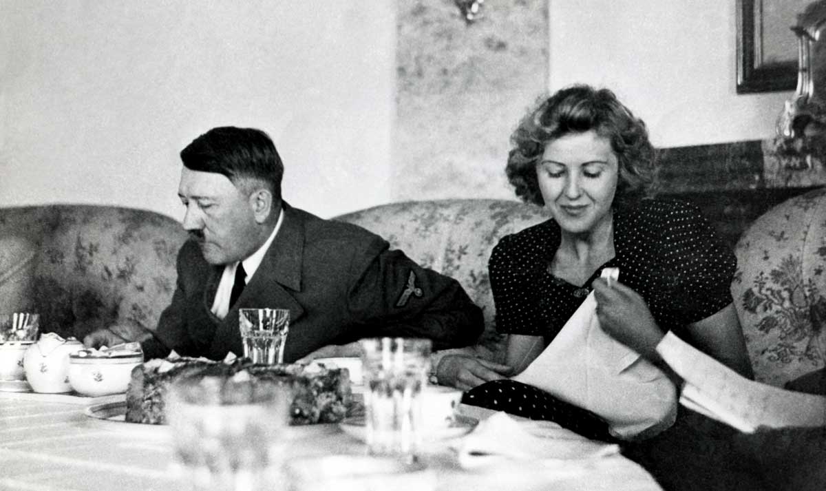 Adolf Hitler und Eva Braun in Berchtesgaden