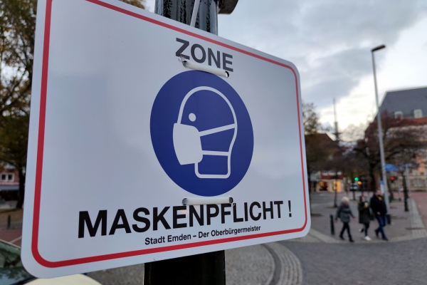 Maskenpflicht in der Innenstadt von Emden, über dts Nachrichtenagentur