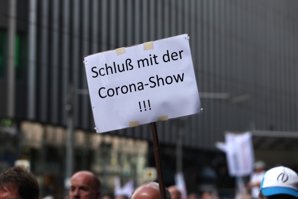 Demo von Corona-Skeptikern, über dts Nachrichtenagentur
