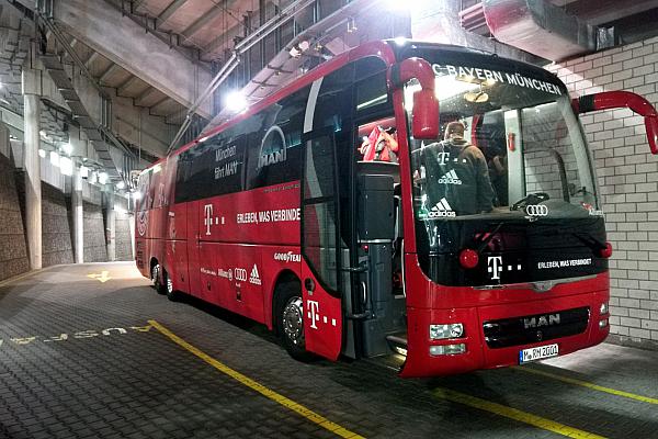 Mannschaftsbus des FC Bayern, über dts Nachrichtenagentur
