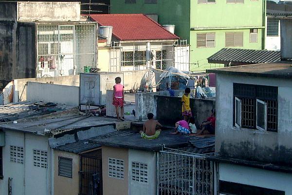 Kinder in einem Slum, über dts Nachrichtenagentur