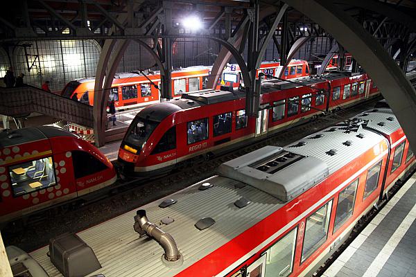 Züge von DB Regio in einem Bahnhof, über dts Nachrichtenagentur