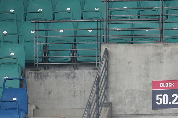 Leere Sitzplätze im Stadion von RB Leipzig, über dts Nachrichtenagentur