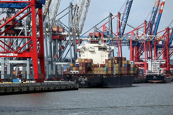 Containerschiff, über dts Nachrichtenagentur