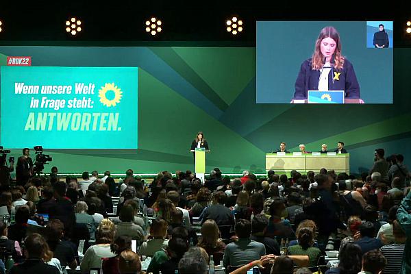 Luisa Neubauer auf Grünen-Parteitag am 16.10.2022, über dts Nachrichtenagentur