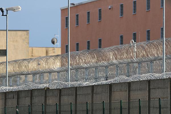 Gefängnis, über dts Nachrichtenagentur