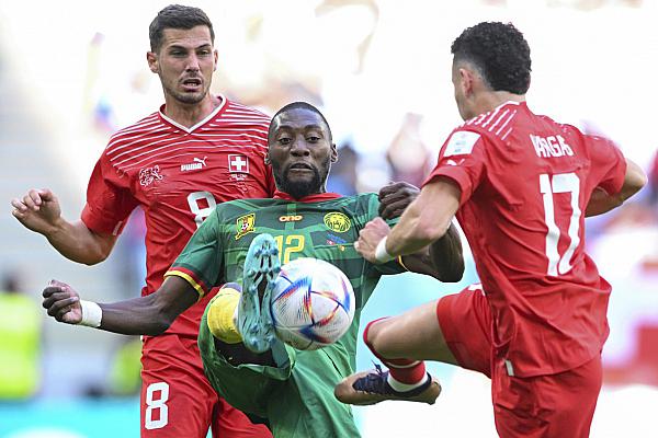 WM-Spiel Schweiz-Kamerun am 24.11.2022, Pressefoto ULMER/Michael Kienzler,  Text: über dts Nachrichtenagentur