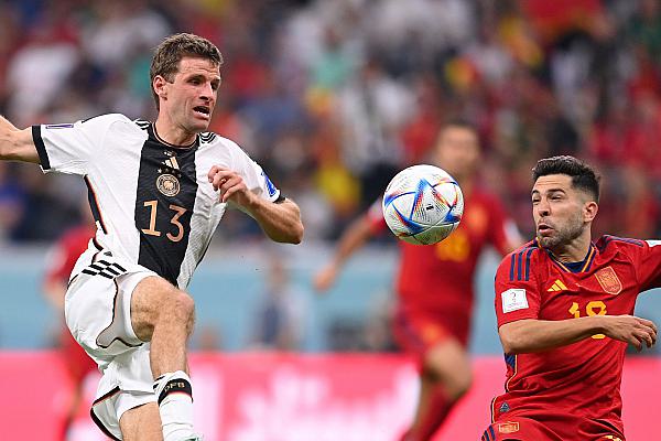 WM-Spiel Spanien-Deutschland am 27.11.2022, Pressefoto ULMER/Markus Ulmer,  Text: über dts Nachrichtenagentur