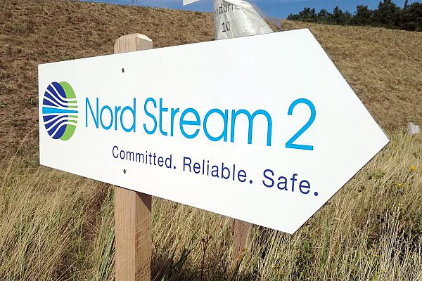 Hinweisschild Nord Stream 2, über dts Nachrichtenagentur