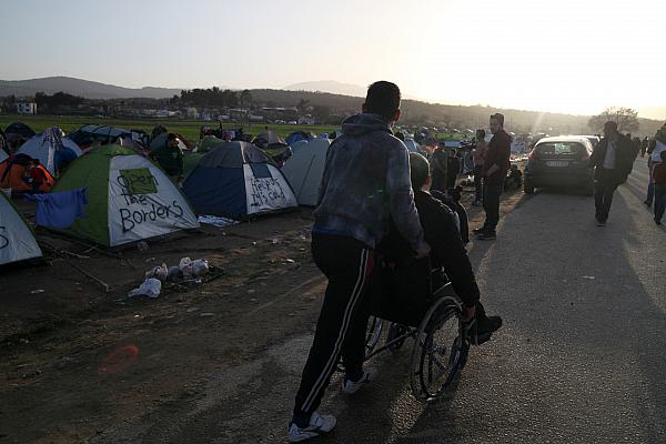 Flüchtlinge auf der Balkanroute (Archiv), über dts Nachrichtenagentur