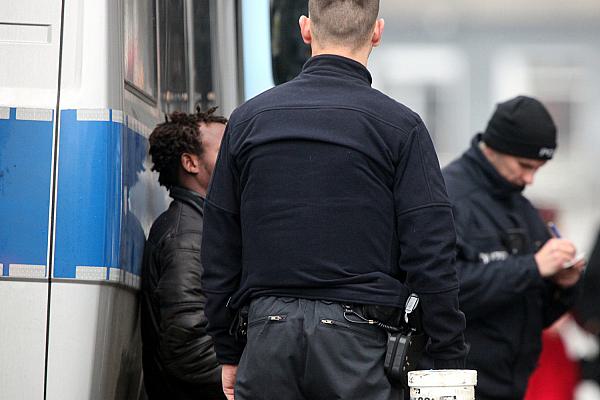 Polizei nimmt Drogendealer fest (Archiv), über dts Nachrichtenagentur