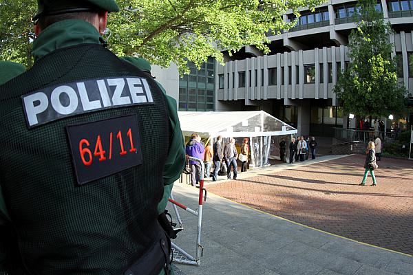 Polizist beim NSU-Prozess vor dem Strafjustizzentrum München (Archiv), über dts Nachrichtenagentur