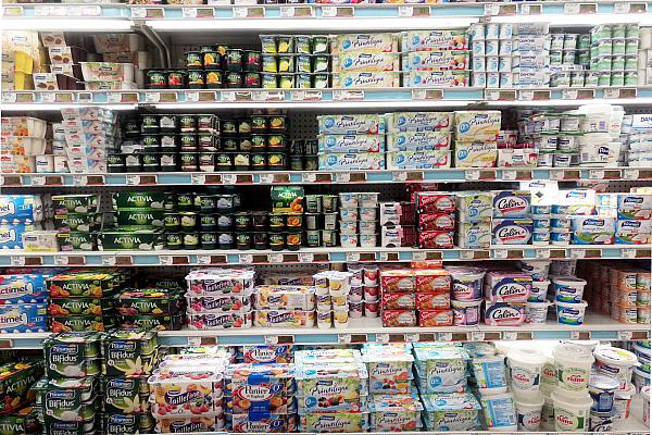 Joghurt im Supermarkt (Archiv), über dts Nachrichtenagentur