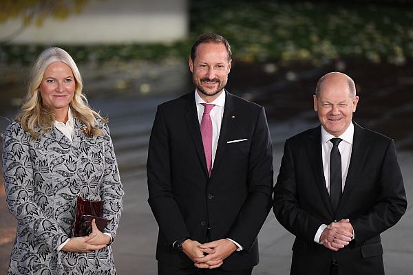 Mette-Marit, Haakon und Olaf Scholz am 09.11.2023, über dts Nachrichtenagentur