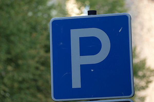 Parkplatz-Schild (Archiv), über dts Nachrichtenagentur