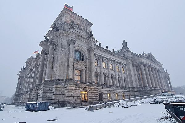 Reichstagsgebäude (Archiv), über dts Nachrichtenagentur