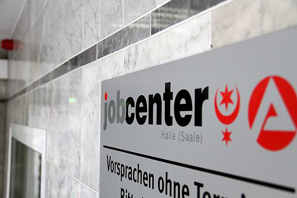 Jobcenter in Halle (Archiv), über dts Nachrichtenagentur