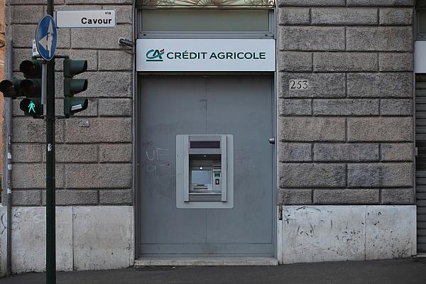 Geldautomat der Credit Agricole (Archiv), via dts Nachrichtenagentur