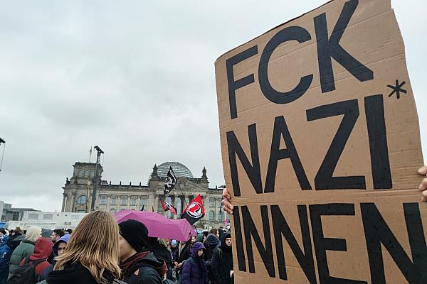 Demo gegen Rechtsextremismus am 03.02.2024, via dts Nachrichtenagentur
