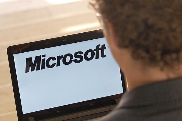 Microsoft-Logo auf einem Computer (Archiv), via dts Nachrichtenagentur