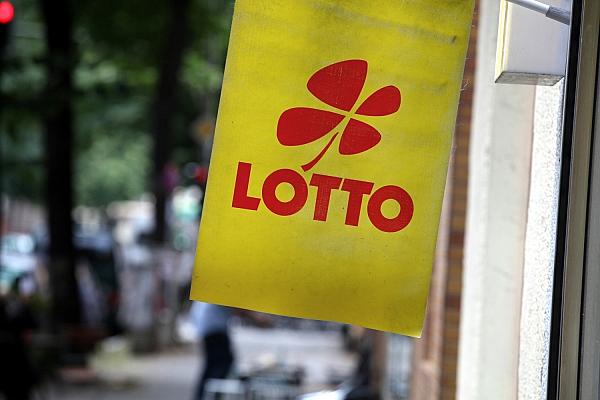 Lotto-Schild (Archiv), via dts Nachrichtenagentur