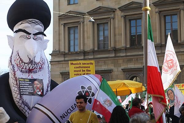 Protest gegen Iran vor Münchner Sicherheitskonferenz (Archiv), via dts Nachrichtenagentur