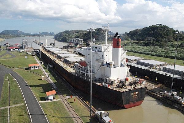 Frachtschiff im Panama-Kanal (Archiv), via dts Nachrichtenagentur